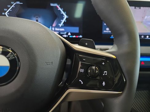 Used 2025 BMW X3 xDrive30i w/ Convenience Package image 21