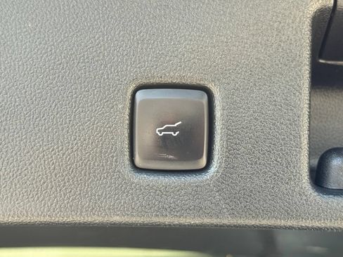 Used 2024 Ford Escape ST-Line Select w/ Tech Pack #1 AWD/4WD image 17