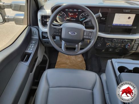 New 2026 Ford F450 XL w/ XL Chrome Package RWD image 18