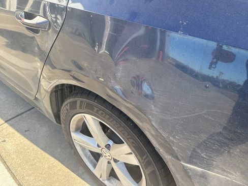 Used 2014 Volkswagen Passat 2.5 SE image 8