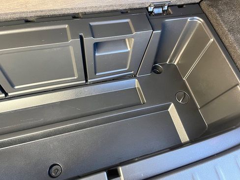 Used 2024 Nissan Pathfinder SV image 24