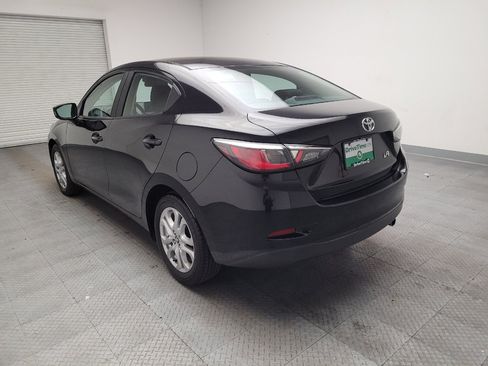 Used 2018 Toyota Yaris iA FWD image 5