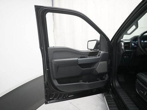 Used 2022 Ford F150 Lariat w/ Equipment Group 502A High image 27