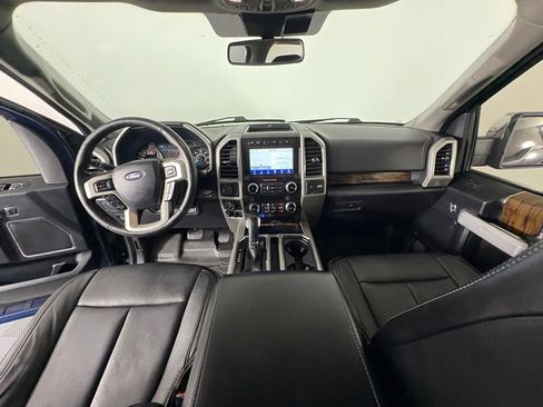 Used 2019 Ford F150 Lariat w/ Equipment Group 502A Luxury AWD/4WD image 4