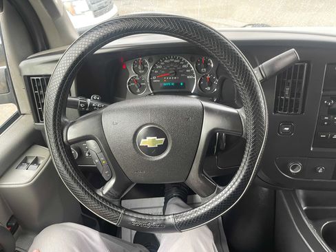 Used 2016 Chevrolet Express 3500 LT w/ LT Preferred Equipment Group image 24