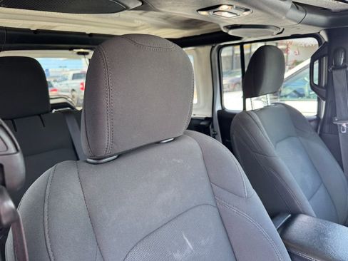 Used 2023 Jeep Wrangler Unlimited Sport AWD/4WD image 17