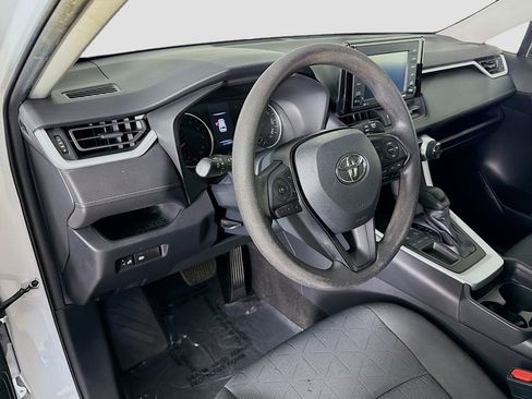 Used 2020 Toyota RAV4 XLE w/ Carpet Mat Package FWD image 9
