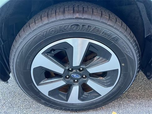 Used 2018 Subaru Forester 2.5i Premium image 11