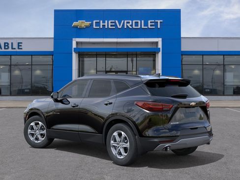 New 2026 Chevrolet Blazer LT w/ Convenience Package FWD image 3