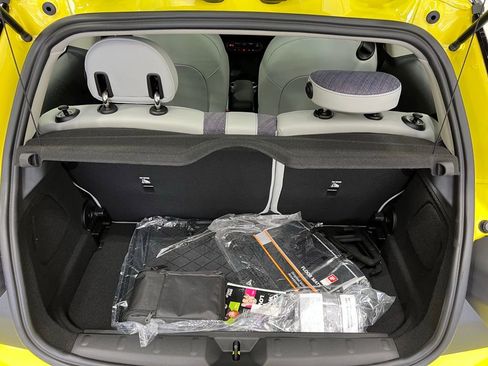 Certified 2025 MINI Cooper S image 21