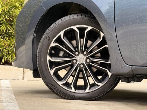 Used 2014 Toyota Corolla S Premium w/ Driver Convenience Package image 9