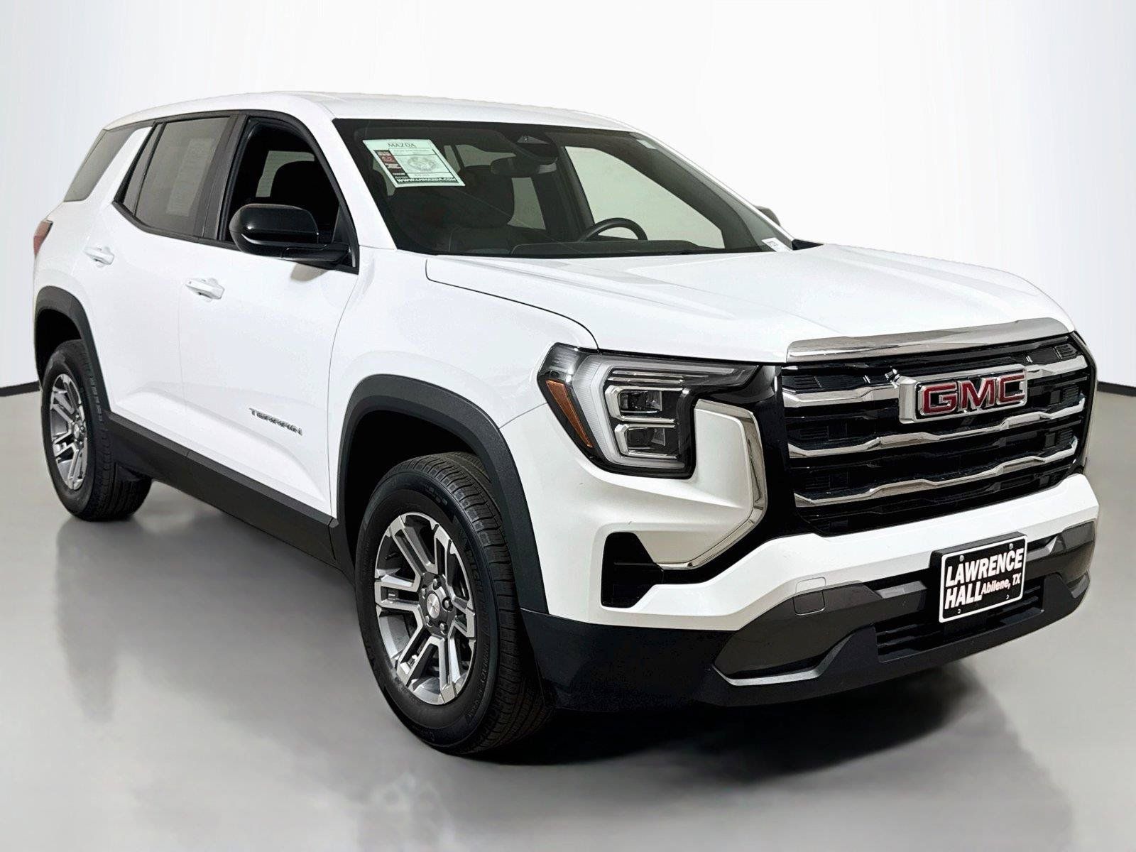 Used 2026 GMC Terrain Elevation FWD image 3