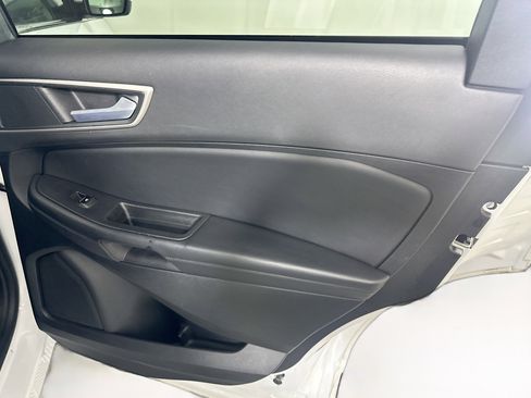 Used 2024 Ford Edge SEL image 28