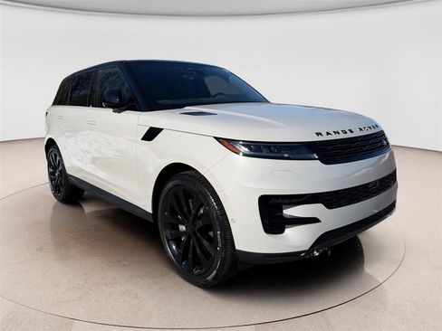 New 2026 Land Rover Range Rover Sport SE image 3