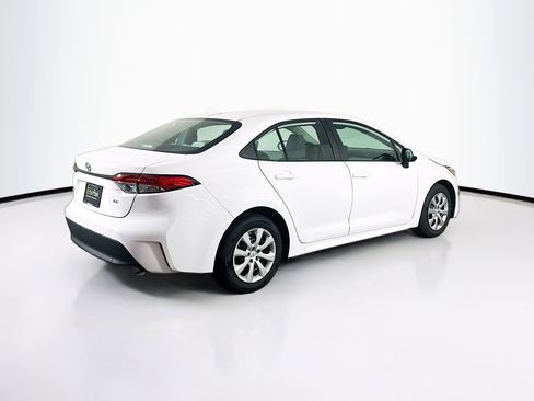 Used 2026 Toyota Corolla LE image 9