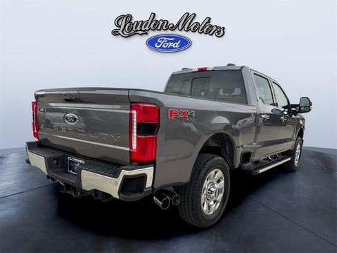 New 2025 Ford F350 Lariat w/ Chrome Package image 6