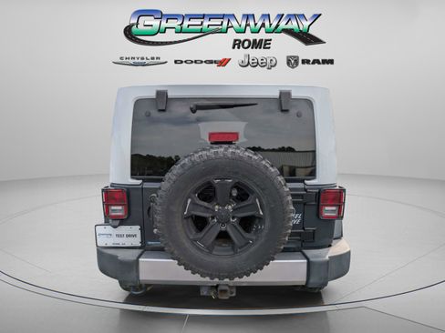 Used 2017 Jeep Wrangler Unlimited Sahara w/ Quick Order Package 24E Chief AWD/4WD image 7