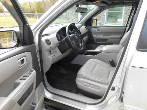 Used 2014 Honda Pilot EX-L image 2