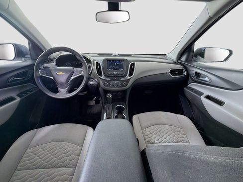 Used 2019 Chevrolet Equinox LS w/ LS Convenience Package image 9