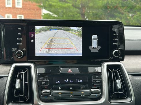 Used 2022 Kia Sorento S w/ Panoramic Sunroof Package AWD/4WD image 20