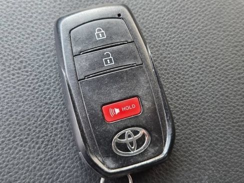 Used 2026 Toyota Tacoma TRD Off-Road AWD/4WD image 37