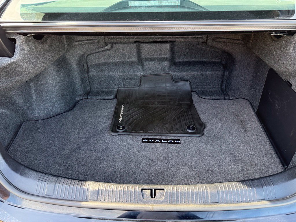 Used 2015 Toyota Avalon XLE Touring FWD image 19