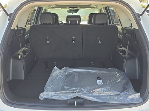 New 2026 Kia Sorento S w/ S Panoramic Sunroof Package FWD image 10