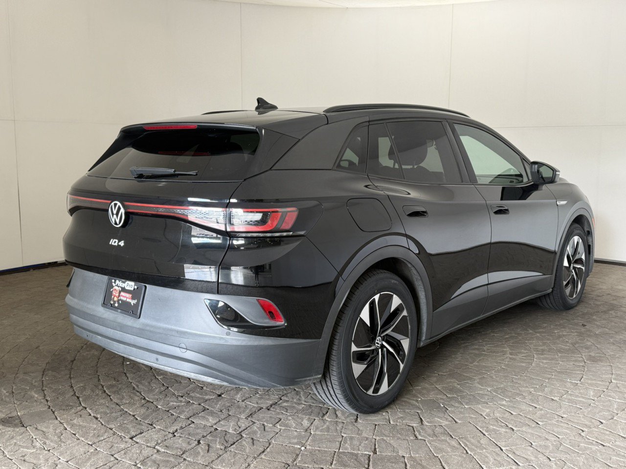 Used 2021 Volkswagen ID.4 Pro RWD image 9