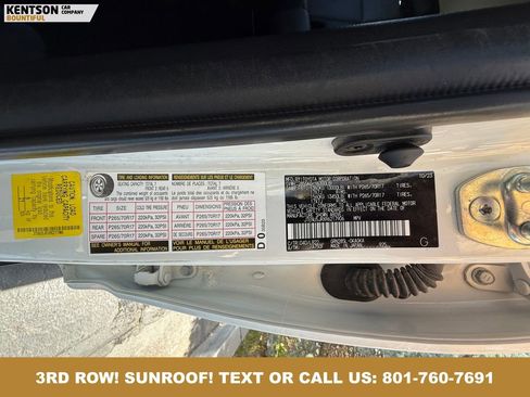 Used 2024 Toyota 4Runner SR5 Premium w/ Moonroof Package AWD/4WD image 39