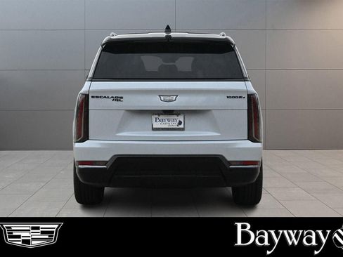 New 2026 Cadillac Escalade IQL Sport 1 w/ LPO, ONYX Package image 39