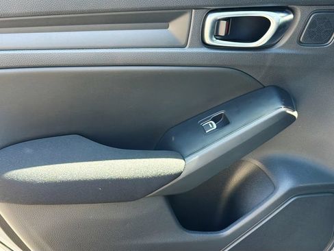 Used 2025 Honda Civic Sport image 26