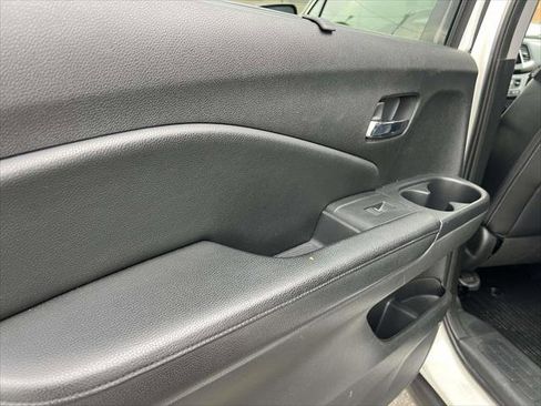 Used 2018 Honda Pilot Touring image 12