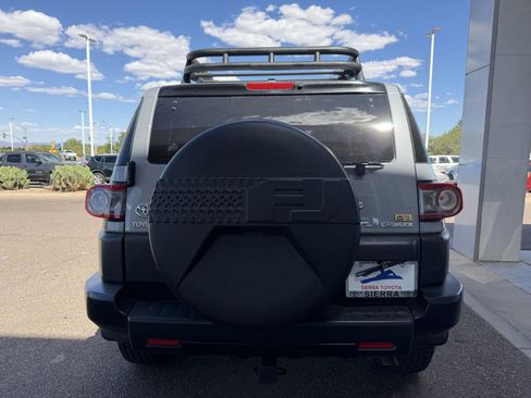 Used 2013 Toyota FJ Cruiser 4WD w/ Trail Teams Special Edition image 5