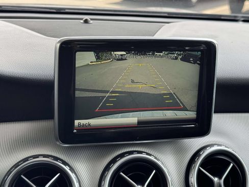 Used 2015 Mercedes-Benz GLA 250 4MATIC image 11