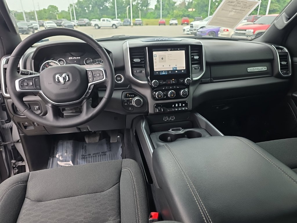 Used 2025 RAM 1500 Big Horn AWD/4WD image 14