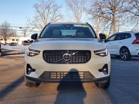 New 2026 Volvo XC40 B5 Plus w/ Protection Package Premier image 2