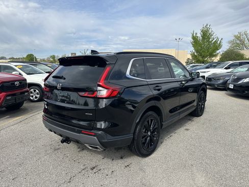 Used 2025 Honda CR-V Sport Touring image 4