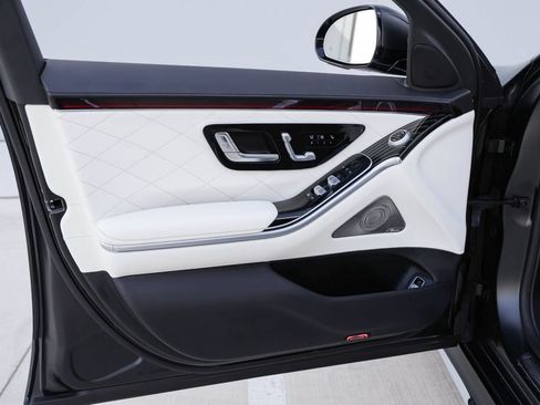 Used 2022 Mercedes-Benz S 580 4MATIC Sedan image 14