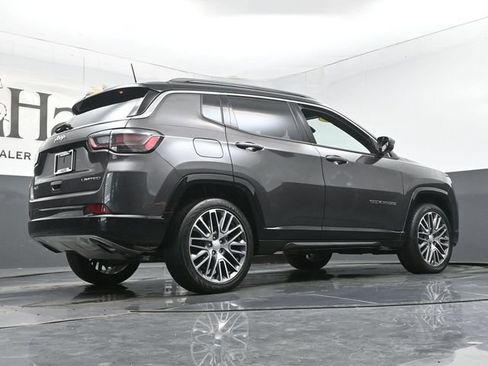 Used 2023 Jeep Compass Limited w/ Elite Group AWD/4WD image 34