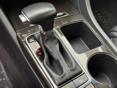 Used 2020 Kia Optima Premium image 30