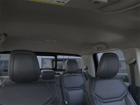 New 2026 Ford Maverick Lariat w/ Black Appearance Package image 12