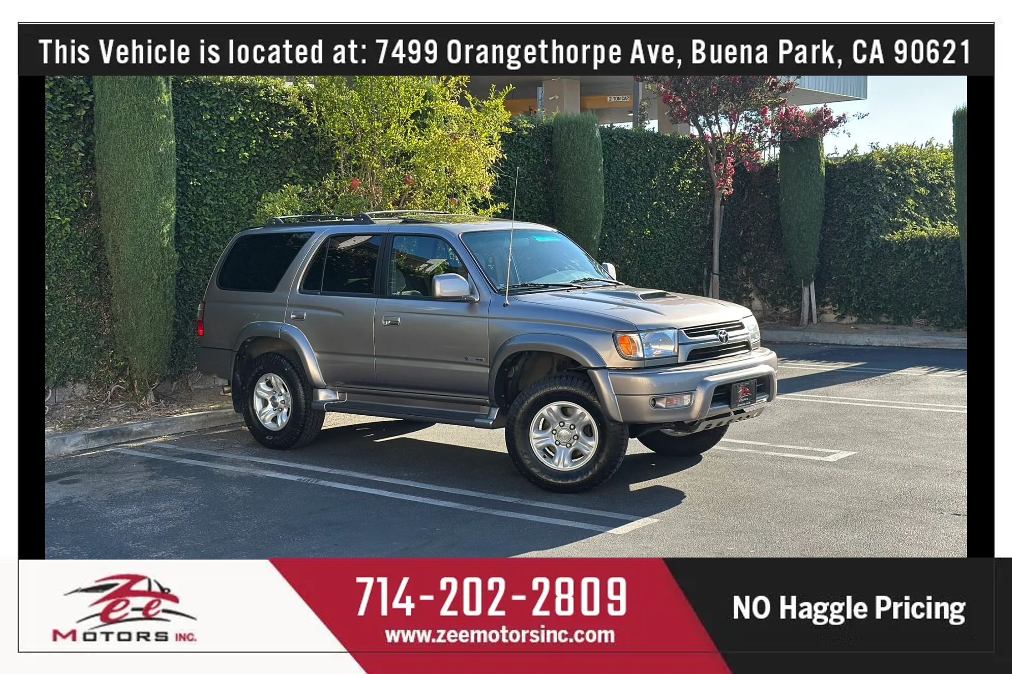 Used 2002 Toyota 4Runner SR5 AWD/4WD image 2