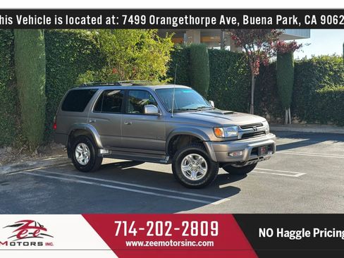 Used 2002 Toyota 4Runner SR5 AWD/4WD image 2