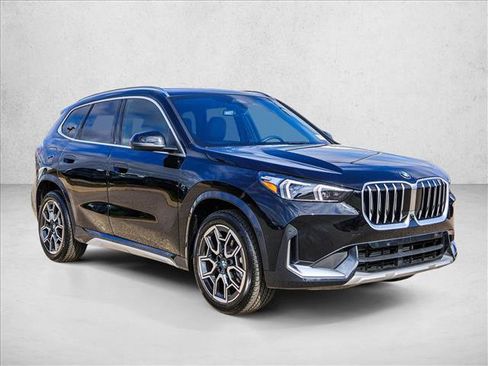 New 2026 BMW X1 xDrive28i w/ Technology Package AWD/4WD image 3