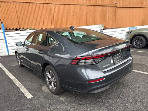 Used 2023 Honda Accord EX image 7