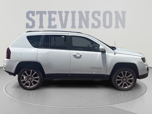 Used 2016 Jeep Compass High Altitude AWD/4WD image 6