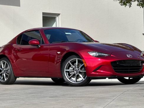 Used 2023 MAZDA MX-5 Miata Grand Touring RWD image 11