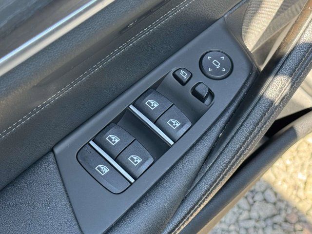 Used 2023 BMW 530i xDrive w/ Premium Package AWD/4WD image 23