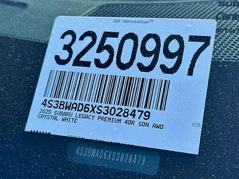 Certified 2025 Subaru Legacy Premium AWD/4WD image 4
