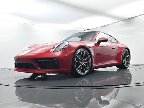 Used 2024 Porsche 911 Carrera 4S w/ Sport Package image 43